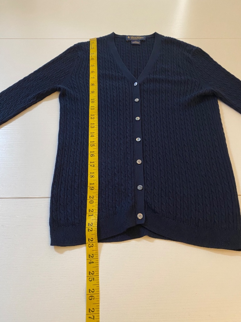 Brooks Brothers Women's Silk Cashmere Cable Knit Cardigan in Navy Size Small - Picture 9 of 10